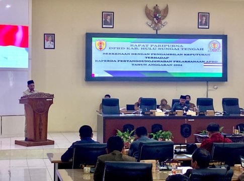 Raperda Pertanggungjawaban Pelaksanaan APBD 2024 Disepakati, Bupati HST Siap Lanjutkan Evaluasi ke Provinsi