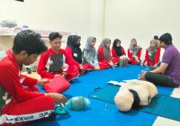 Komitmen Cetak Nakes Andal, Prodi D3 Keperawatan Unimus Semarang Gelar Pelatihan BTCLS untuk Mahasiswa Keperawatan