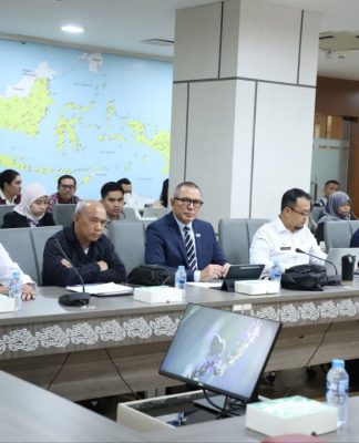 Gubernur Kalsel Hadiri Rapat Rencana Perpanjangan Railway Bandara Syamsudin Noor