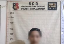 Digerebek Saat Balap Liar! Pria di Banjarmasin Ketahuan Simpan Dua Sajam di Pinggang