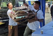 Warga Berbondong-bondong Tukarkan Sampah Jadi Sembako di DLH Kalsel Banjarbaru