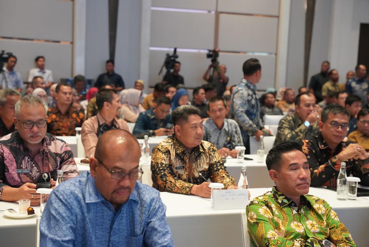 Bupati HST Hadiri Peluncuran Adipura Baru di Jakarta: Siap Menuju 100% Pengelolaan Sampah Nasional!