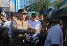 10 Ribu Bendera Merah Putih Dibagikan Polda Kalsel Bersama Forkopimda