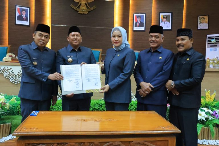 Pesan Bupati Bahrul Ilmi Usai Tandatangani Kota Kesepakatan KUA-PPAS 2026 dan RPJMD 2025–2029