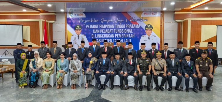 Pejabat Baru di Tanah Laut Dilantik, Bupati Ingatkan Pentingnya Integritas dan Kinerja Nyata
