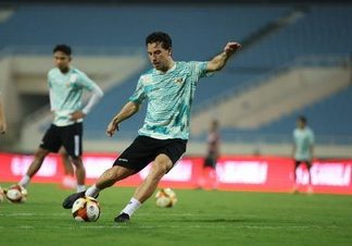Debut Thom Haye di Persib Bandung Tertunda Akibat Jadwal Super League Ditunda