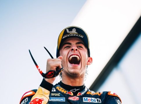 Acosta Menangi Sprint Race Buriram, Akui Kemenangan karena Marquez “Memberi Jalan”