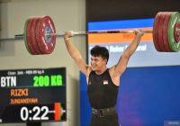 Rizki Juniansyah Torehkan Rekor Nasional 205 Kg Clean and Jerk