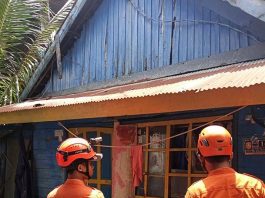 Rumah Hampir Ambruk di Jalan Belitung Darat Banjarmasin