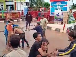 Geger! Perkelahian Depan SPBU Lingkar Dalam Selatan