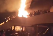 Kantor DPRD Sulses Dibakar Massa Setelah DPRD Kota Makassar