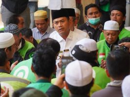 Wali Kota Banjarmasin Melebur Bersama Ojol Kalsel, Salat Gaib untuk Affan Kurniawan