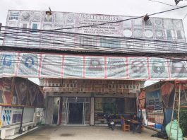 Pedagang di Sekitar Lokasi Perbaikan Jembatan Sei Ulin Banjarbaru Keluhkan Penurunan Omzet