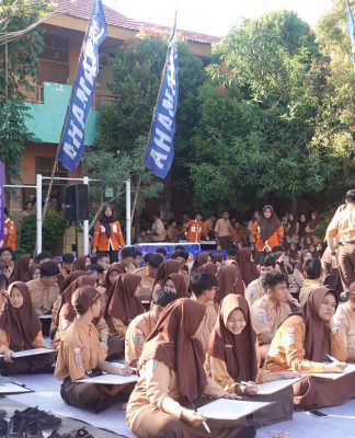 FYP Yamaha di SMAN 1 dan 2 Banjarmasin Sukses Digelar, Naza Senang Banyak Hiburan