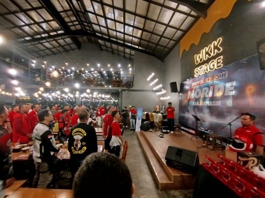 Puluhan Komunitas Motor Ramaikan Jalanan Kota di Acara Motul Ride On Banjarmasin