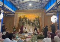 Lestarikan Tradisi Banjar, Menantu Gubernur Kalsel Gelar Ritual Mandi-mandi 7 Bulanan Hamil Anak Pertama