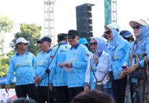 Gubernur Kalsel Sumbang Hadiah Umrah di Acara Fun Walk Hari Jadi Provinsi Kalsel