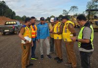 Dinas PUPR Kalsel Pantau Jalan Lintas Tengah Pulau Laut