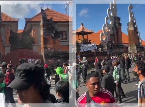 GILIRAN POLDA BALI DIAMUK MASSA! Pintu Gerbang Diserbu, Polisi Kerahkan 2 Water Canon dan Barracuda!