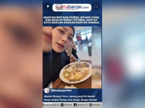 VIDEO - Mantan Bintang Porno Jepang yang Kini Mualaf Nuray Istiqbal Santap Soto Banjar dengan Banyak Sambal