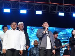 Malam Bershalawat di Tanah Bumbu: Ribuan Warga Tumpah Ruah, H Hasanuddin: Momen Sakral Pererat Silaturahmi