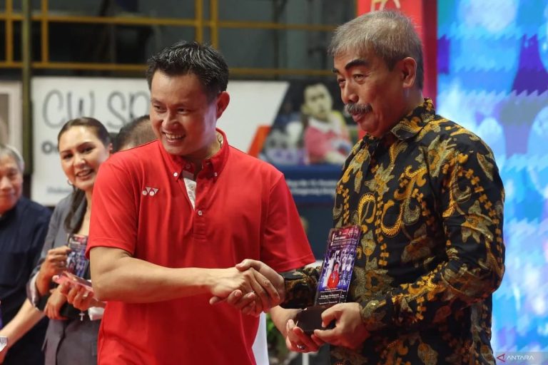 Candra Wijaya Luncurkan Buku Karier Bulu Tangkis, “Keras Kepala Jadi Kunci”
