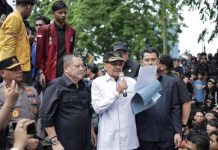 7 Tuntutan Demonstran Saat Unjuk Rasa di Depan DPRD Kalsel Diterima, Bakal Diteruskan ke DPR RI