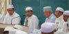Gubernur Kalsel Bersama Guru Bakhiet Berbaur dengan Jamaah Peringati Maulid Nabi Muhammad SAW di Masjid Bustanul Muhibbin