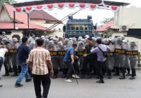 Rusuh di Polres Tanah Laut! Simulasi Sispam Mako dan Sispam Kota