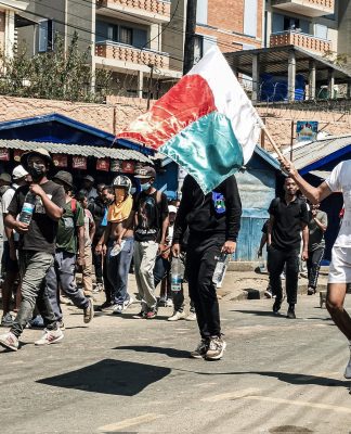 MADAGASKAR BERGEJOLAK! Presiden Bubarkan Pemerintahan Usai Demo Gen Z Tewaskan 22 Orang