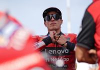 Marc Marquez Patah Tulang Bahu Usai Kecelakaan di MotoGP Mandalika 2025
