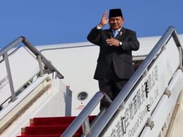 PRESIDEN PRABOWO Terbang ke China Penuhi Undangan Xi Jinping, Tertunda karena "Demo"!