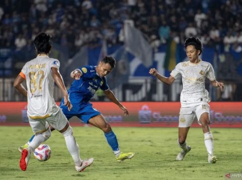 BIG MATCH Arema FC vs Persib Bandung di Stadion Kanjuruhan
