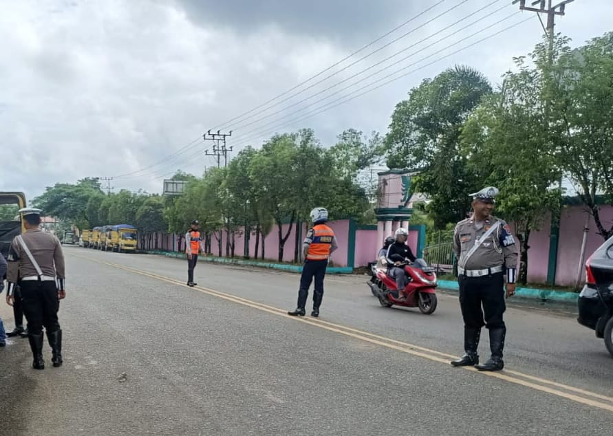 TEGAS! Polres Tabalong Hentikan Angkutan Batu Bara di Jalan Raya, Warga Akui Jalan Lebih Nyaman