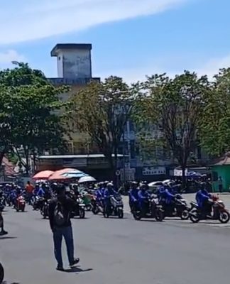 Mahasiswa Tiba di RTH Kamboja Jelang Aksi Unjuk Rasa