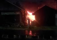 Api Bekobar di Gang Bersama Guntung Manggis