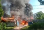 BREAKING NEWS Gudang Terbakar di Tol Lingkar Selatan
