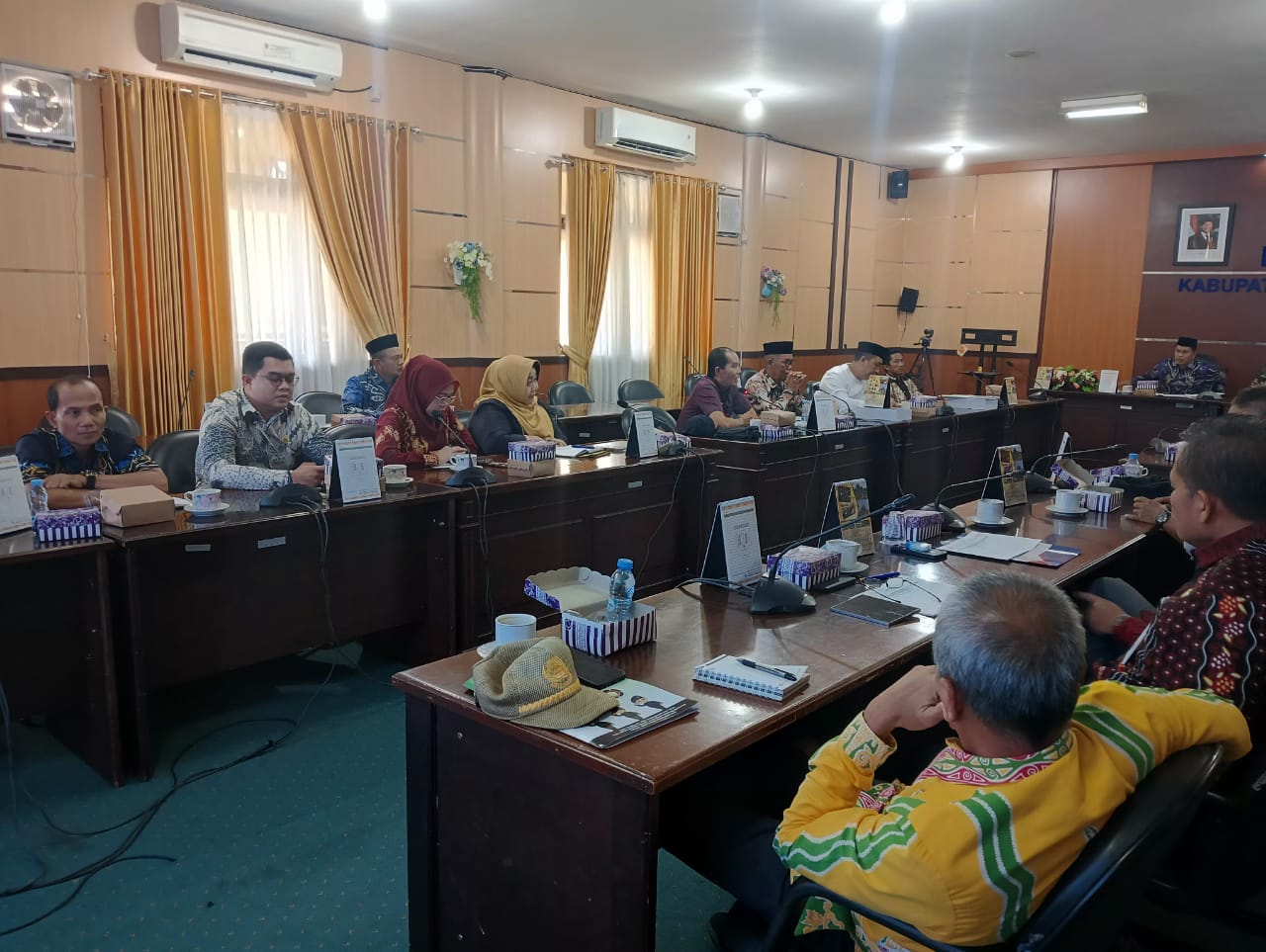 Suasana Rapat Dengar Pendapat