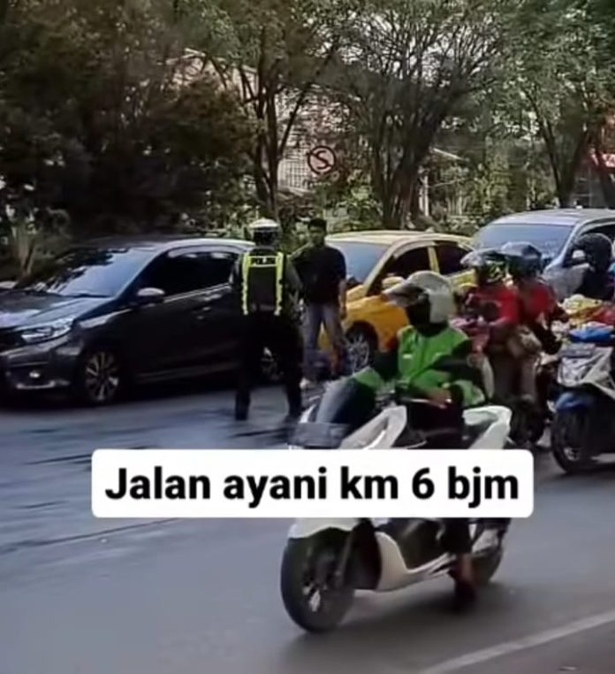 Laka Lantas Beruntun di A. Yani Km. 6 Banjarmasin Melibatkan 3 Mobil
