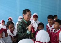 SDN 1 Barabai Timur Wakili HST di Lomba Sekolah Sehat, Tampilkan Penyambutan dengan MC Cilik Berbahasa Inggris
