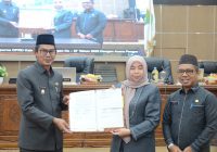 Pemkab &amp; DPRD Balangan Tetapkan Enam Raperda Baru, Fokus pada Tata Ruang dan Perlindungan Masyarakat