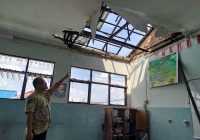 Atap Lapuk, Siswa SDN Sungai Miai 7 Terpaksa Belajar di Perpustakaan dan Musala