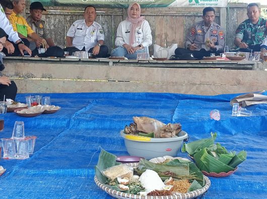 Warga Desa Bilas Kabupaten Tabalong Gelar Tradisi Jawa "Wiwitan" Jelang Panen Padi