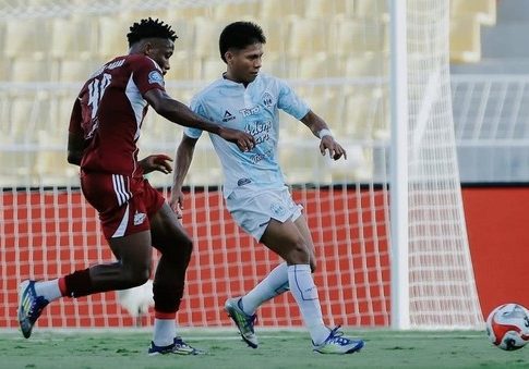 PSM Makassar vs PSIM Yogyakarta Berakhir Imbang Tanpa Gol di Parepare