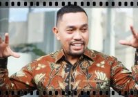 GEMPARRR! Ahmad Sahroni Ngaku 7 Jam Sembunyi di Toilet Saat Rumah Dijarah, Tapi Netizen Tak Percaya: "Karangan yang Indah"
