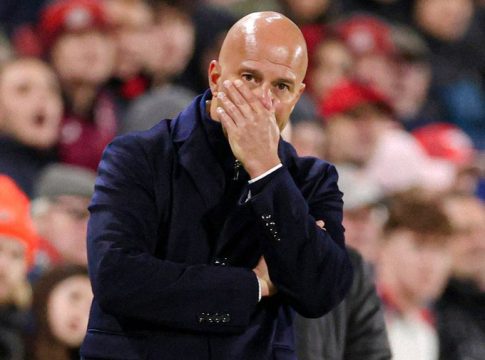 Enam Kali Kalah Beruntun, Tapi Liverpool Ogah Pecat Arne Slot, Ini Alasan Mengejutkannya!