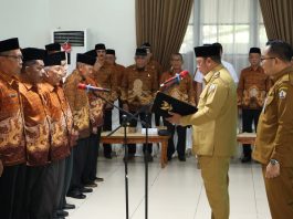 Bupati Barito Kuala Kukuhkan Pengurus PWRI 2025–2030: Pensiunan ASN Didorong Tetap Berkontribusi