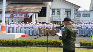 SEMANGAT TAK LUNTUR MESKI HUJAN! Lomba Paskibra Kesbangpol Tanah Laut Uji Mental Baja Generasi Muda