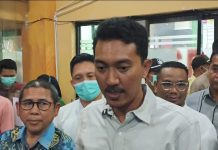PROGRAM MBG BIKIN GEGER! Puluhan Anak Keracunan, Bupati Banjar Turun Tangan dan Evaluasi Total!