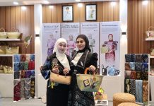 Dekranasda HST Guncang INACRAFT 2025! Sasirangan Elegan &amp; Anyaman Bambu Eksotis Curi Perhatian Dunia